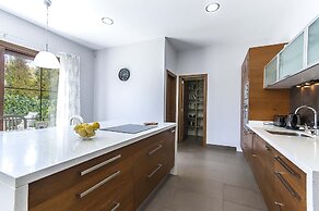 Villa With sea View and Private Pool