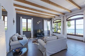Villa With sea View and Private Pool