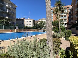 Bajos Con Terraza Privada Y Zona Comunitaria