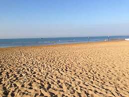 Fantastic Residence Ideal for Families - Pools and Beach Place Include