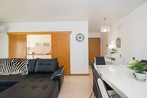 Comfortable and Friendly 2bedroomapt With Pool, Terrace, Bbq, Ac in Sa