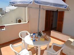 Charming Holiday Home Near The Beach With A Terrace Parking Available,