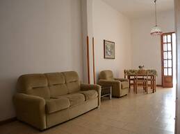 Charming Holiday Home Near The Beach With A Terrace Parking Available,