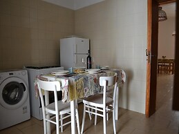 Charming Holiday Home Near The Beach With A Terrace Parking Available,