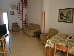 Charming Holiday Home Near The Beach With A Terrace Parking Available,