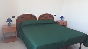 Charming Holiday Home Near The Beach With A Terrace Parking Available,