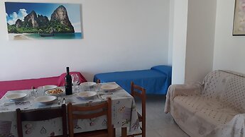 Charming Holiday Home Near The Beach With A Terrace Parking Available,