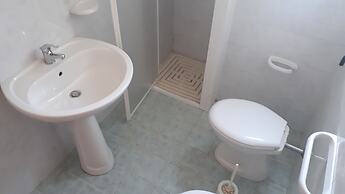 Charming Holiday Home Near The Beach With A Terrace Parking Available,