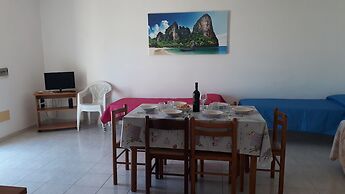 Charming Holiday Home Near The Beach With A Terrace Parking Available,