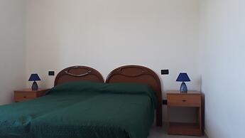 Charming Holiday Home Near The Beach With A Terrace Parking Available,