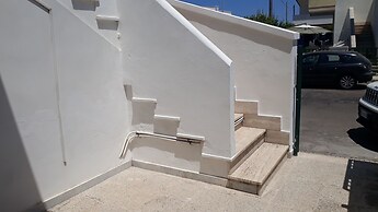 Charming Holiday Home Near The Beach With A Terrace Parking Available,