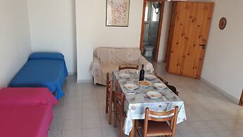 Charming Holiday Home Near The Beach With A Terrace Parking Available,