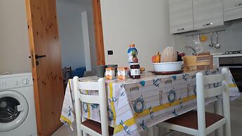 Charming Holiday Home Near The Beach With A Terrace Parking Available,