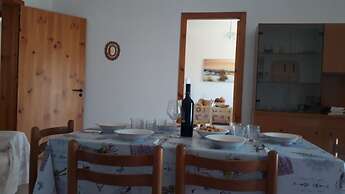 Charming Holiday Home Near The Beach With A Terrace Parking Available,