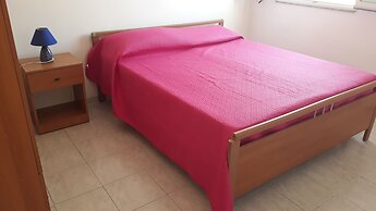 Charming Holiday Home Near The Beach With A Terrace Parking Available,