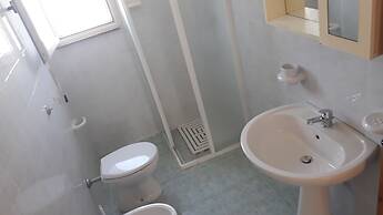 Charming Holiday Home Near The Beach With A Terrace Parking Available,
