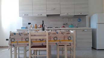Charming Holiday Home Near The Beach With A Terrace Parking Available,