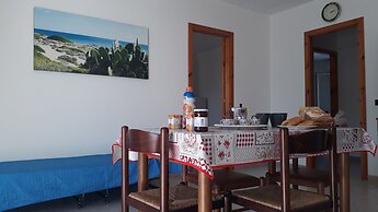Charming Holiday Home Near The Beach With A Terrace Parking Available,