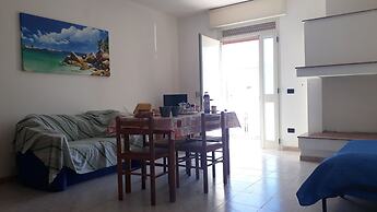 Charming Holiday Home Near The Beach With A Terrace Parking Available,