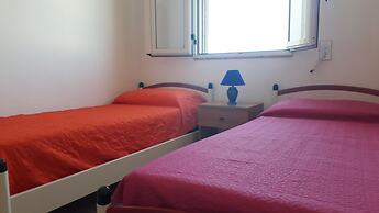 Charming Holiday Home Near The Beach With A Terrace Parking Available,
