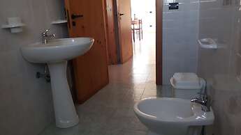 Charming Holiday Home Near The Beach With A Terrace Parking Available,