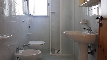 Charming Holiday Home Near The Beach With A Terrace Parking Available,