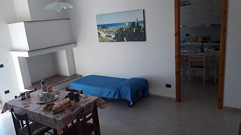 Charming Holiday Home Near The Beach With A Terrace Parking Available,