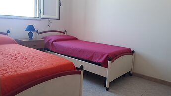 Charming Holiday Home Near The Beach With A Terrace Parking Available,