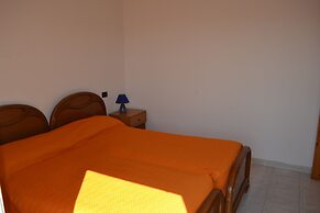 Charming Holiday Home Near The Beach With A Terrace Parking Available,