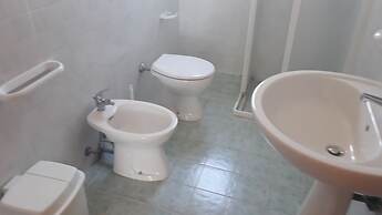 Charming Holiday Home Near The Beach With A Terrace Parking Available,