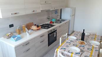 Charming Holiday Home Near The Beach With A Terrace Parking Available,