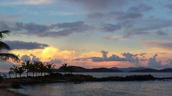 Amazing Views Ocean Front Sapphire Village