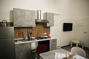 Palazzo Nicastro Guest House Red