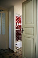 Palazzo Nicastro Guest House Red