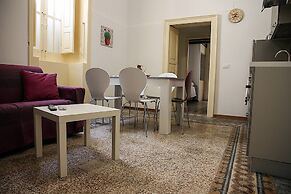 Palazzo Nicastro Guest House Red