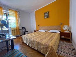 Room-s3 - Double Room With Private Bathr