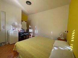 Room in House - S1 - Double Room With Private Ensuite Bathroom in Jels