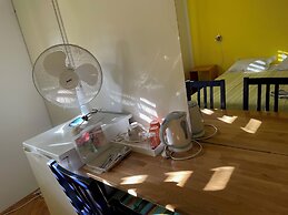 Room in House - S1 - Double Room With Private Ensuite Bathroom in Jels