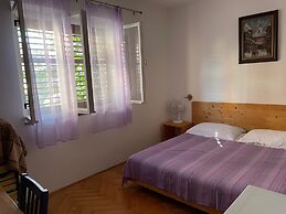 Room-s2 - Double Room in Jelsa on Hvar w