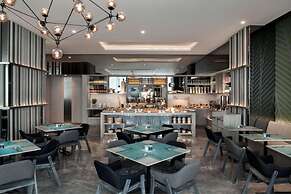 Three Bedroom Apartment, Fraser Place Setiabudi Jakarta