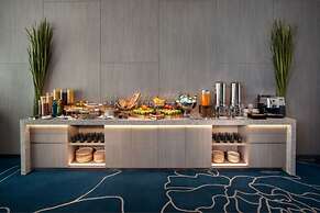 Three Bedroom Apartment, Fraser Place Setiabudi Jakarta