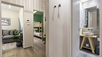 Champions Apt in N. Kosmos neighbourhood