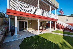 Northern Daylights 1 Bedroom Home by RedAwning