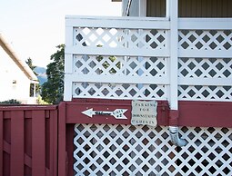 Northern Daylights 1 Bedroom Home by RedAwning