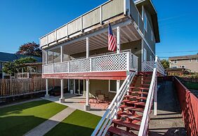 Northern Daylights 1 Bedroom Home by RedAwning