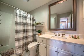 The Float Inn 3 Cw B209 3 Bedroom Condo by RedAwning