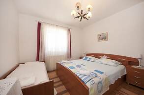 Apartments Gorana