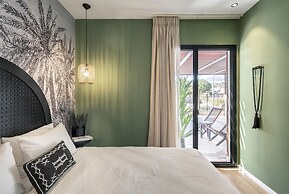 Mr. Soof - By TLV2GO