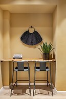 Mr. Soof - By TLV2GO