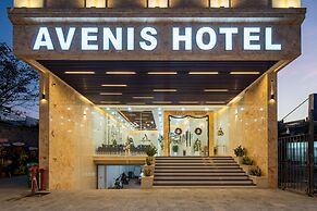 Avenis Hotel